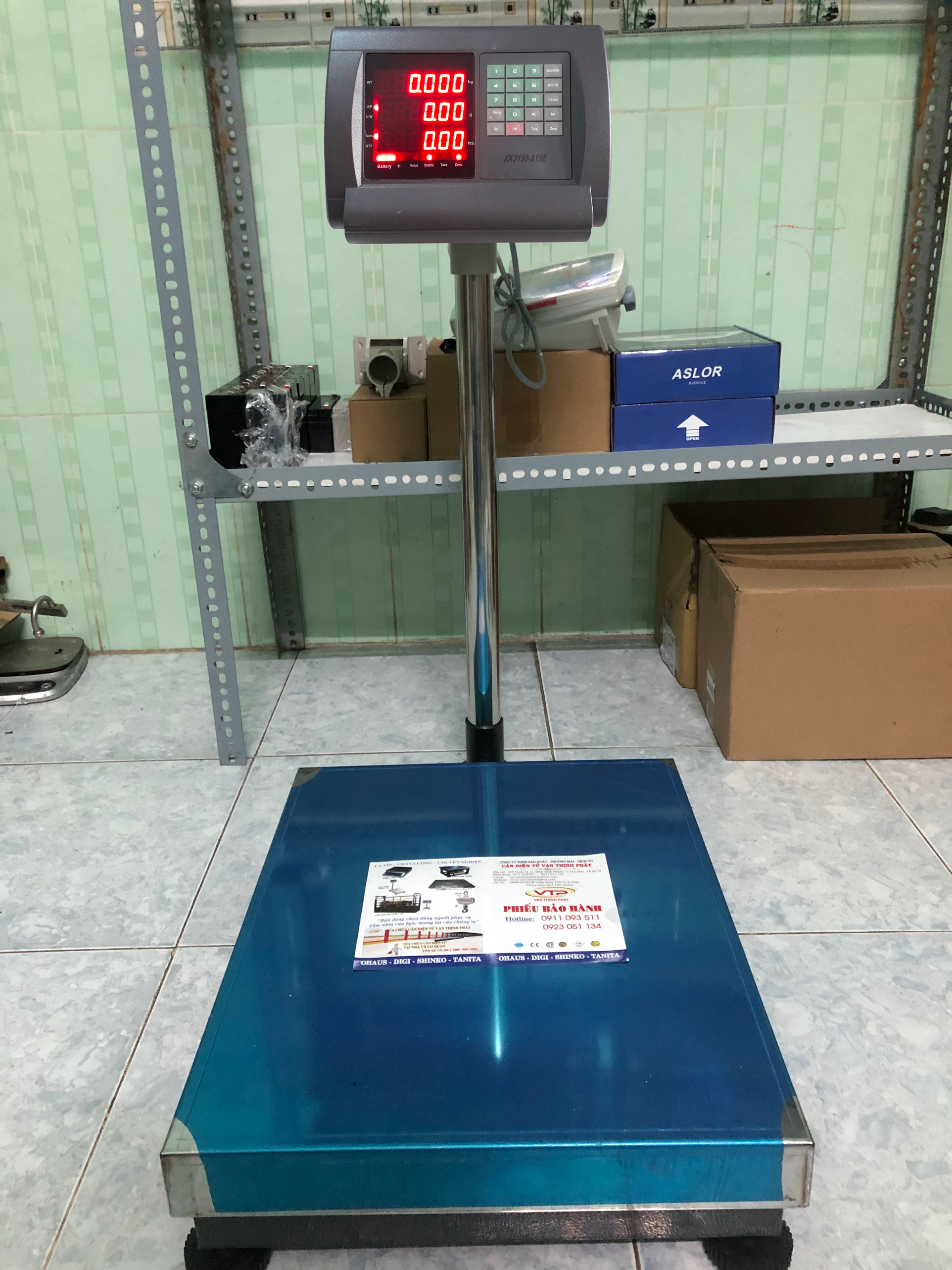 Cân Bàn Điện Tử A15E 120 kg