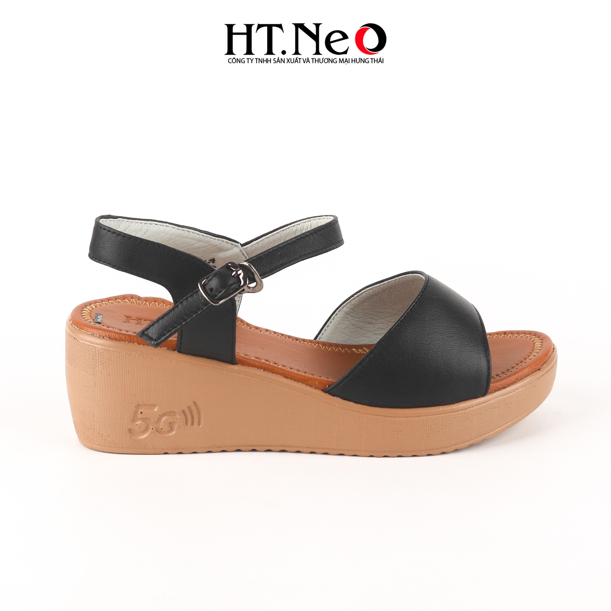 Sandal nữ đế xuồng 5P, quai da, kiểu dáng đơn giản, trẻ trung, dễ đi, phù hợp cho các chị, các cô đi để chụp áo dài, đi hàng ngày cũng vẫn vô cùng phù hợp và thoải mái SDN233