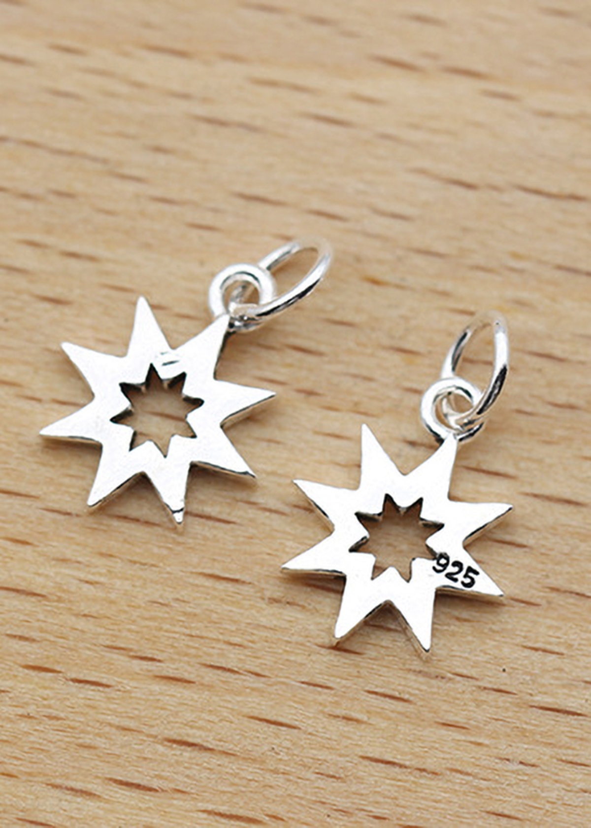 Combo 4 cái charm bạc hình sao 8 cánh treo - Ngọc Quý Gemstones