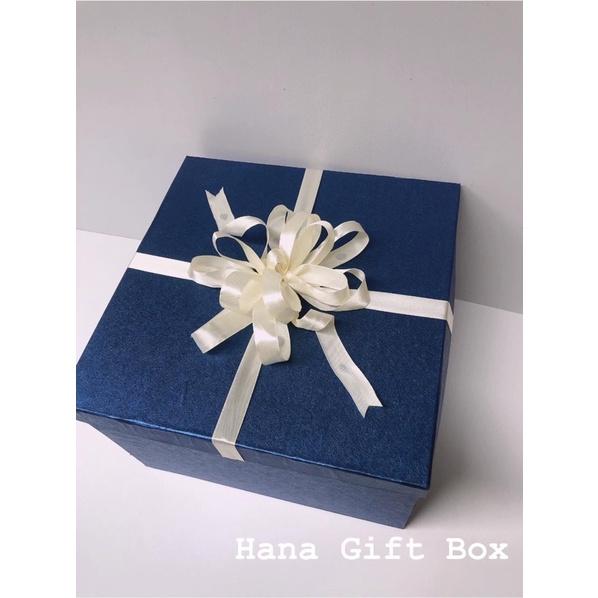 Hộp quà 30*30*30 kèm 1/2 hộp hạt xốp đủ màu #HanaGiftBox