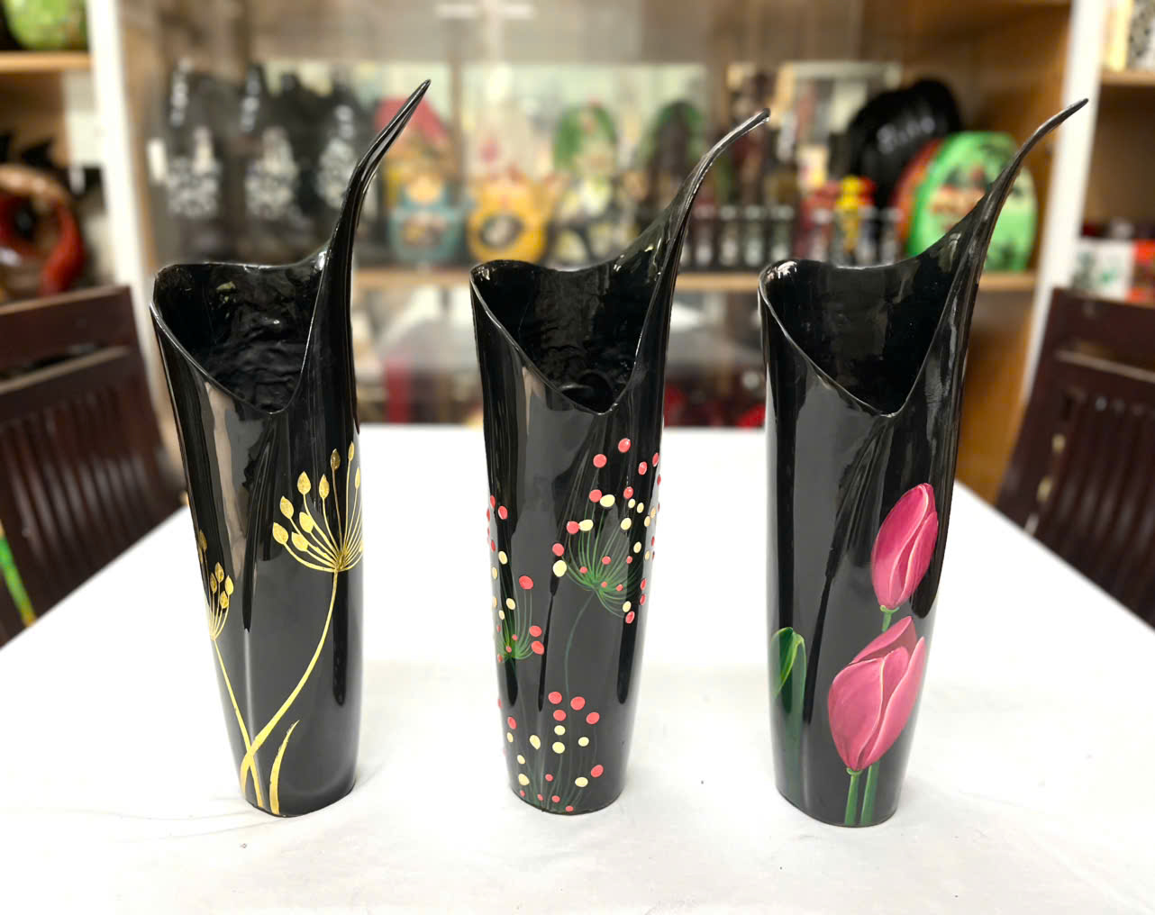 Bình hoa sơn mài cao cấp Thanh Bình Lê - Bình miệng kiểu chữ V, size 37x16 cm dùng cắm hoa, trang trí, quà tặng ý nghĩa