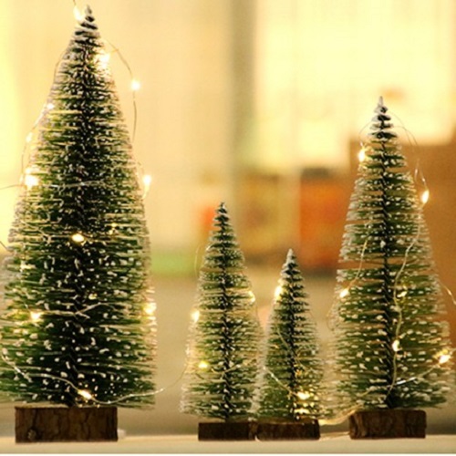 Bộ 3 cây thông để bàn trang trí Giáng Sinh 2020 tặng kèm bộ dàn nháy nhỏ xinh