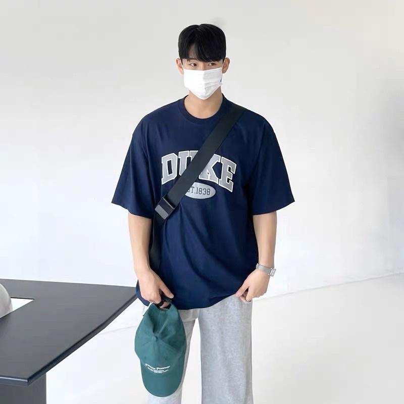 Áo thun tay lỡ màu xanh áo cotton 2 chiều dày dặn in chữ DUKE
