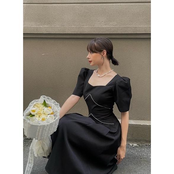 LALITA DRESS váy đá cổ vuông
