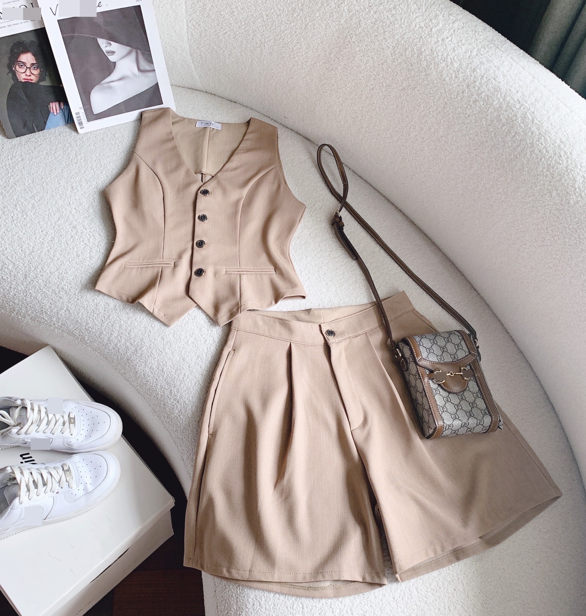 SET ÁO CROPTOP GILE VEST TRƠN CỔ V NÚT SÁT NÁCH KO TAY BLAZER + QUẦN VÁY NGẮN LƯNG CAO ỐNG RỘNG SUÔNG DẠO PHỐ CÔNG SỞ DỰ TIỆC