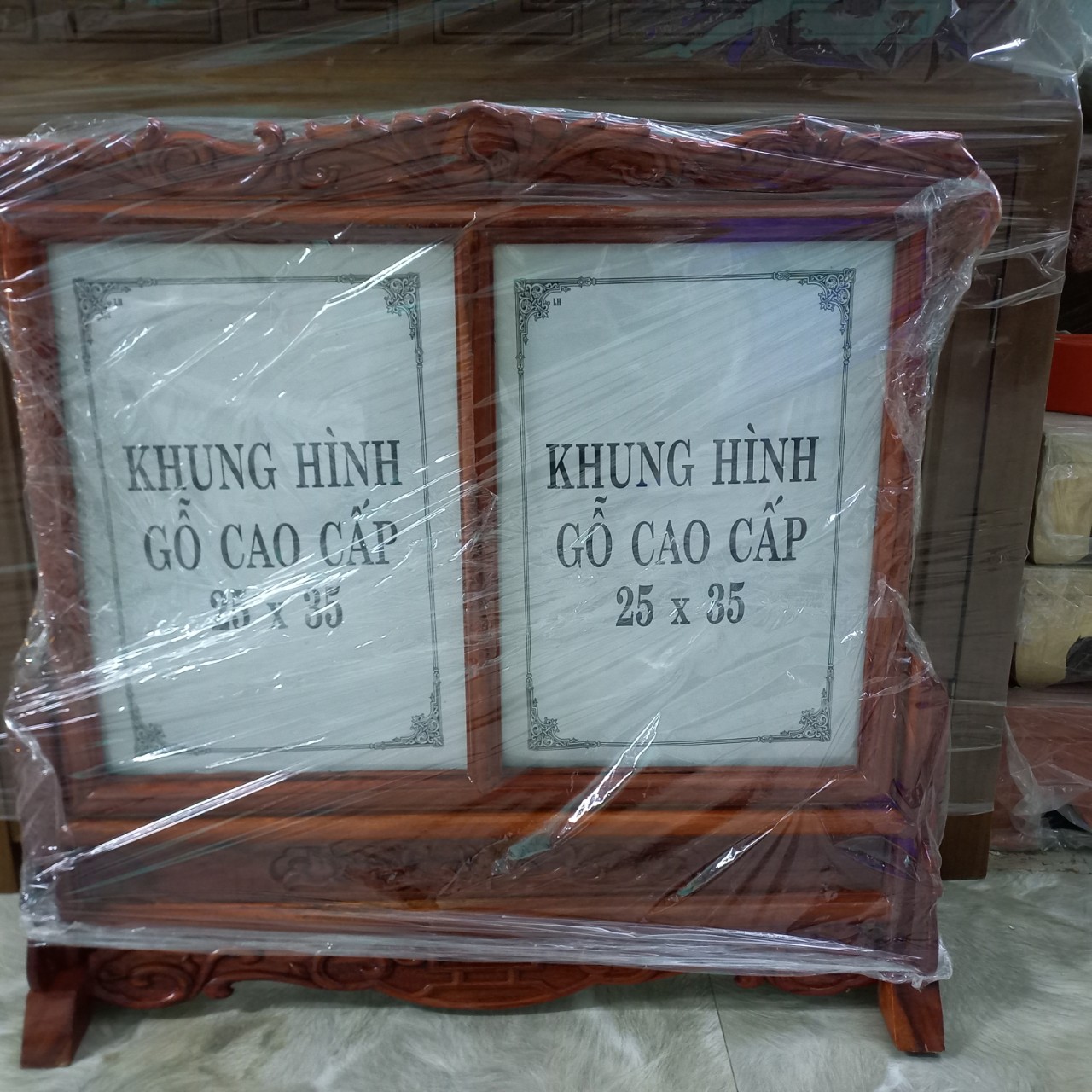 Khung ảnh thờ, khung hình thờ đôi gỗ hương kích thước 21×31 cm