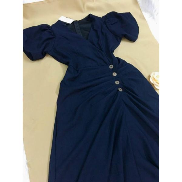 ĐẦM NỮ CỔ CHỮ V PHỐI NÚT V BÊN NHÚN BÊN SƯỜN