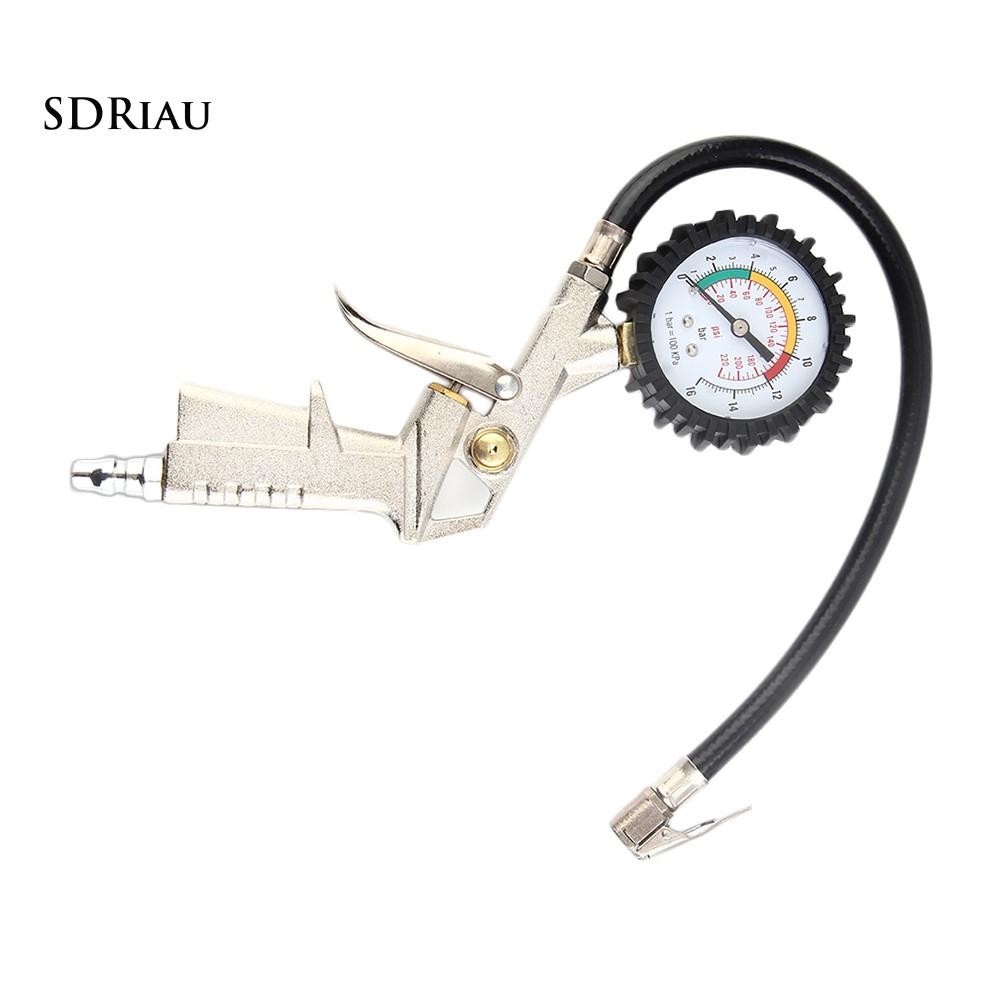 Dụng cụ bơm hơi bánh xe có đồng hồ đo áp suất tện lợi