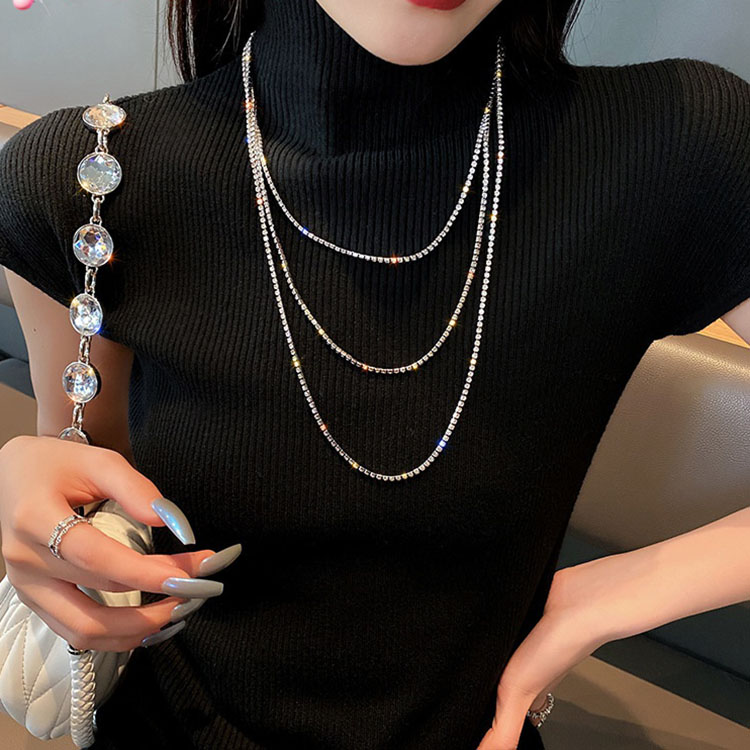 Dây chuyền vòng cổ chuỗi flash chain đá lấp lánh 3 tầng sang chảnh khí chất trang điểm make up lộng lẫy nổi bật