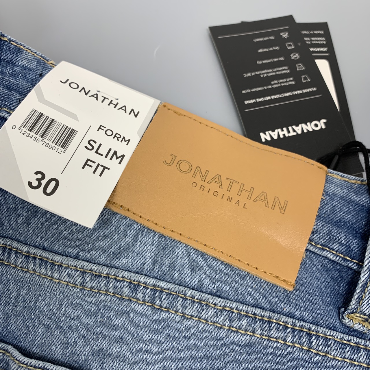 Quần jean nam xanh nhạt xước JONATHAN QJ049 vải denim cao cấp co dãn nhẹ 4 chiều, form dáng chuẩn đẹp, hottrend