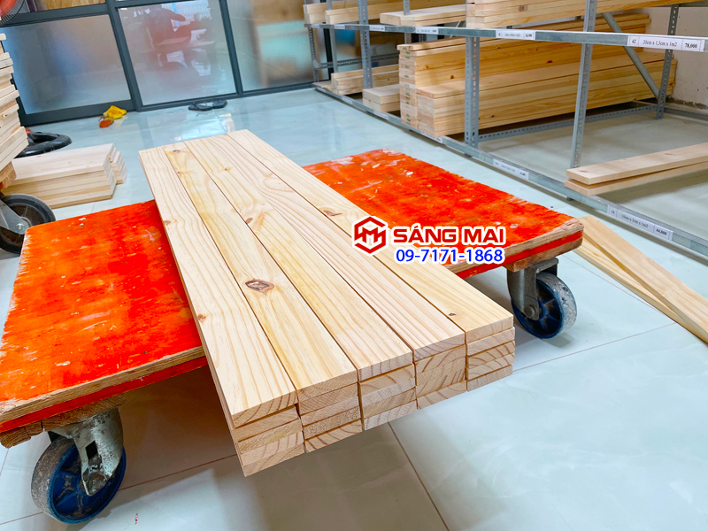 Thanh gỗ thông rộng 6cm x dày 1,5cm x dài 120cm + láng mịn 4 mặt