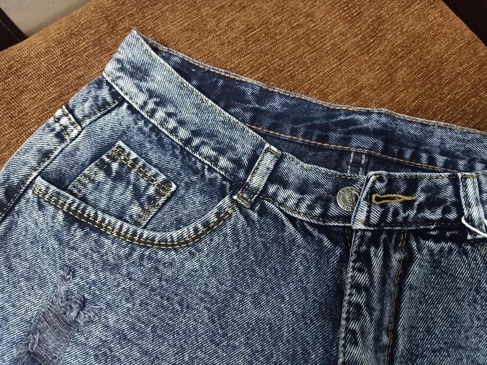 Quần Short Jean Nữ Rách Size 38 Kg - 75 Kg