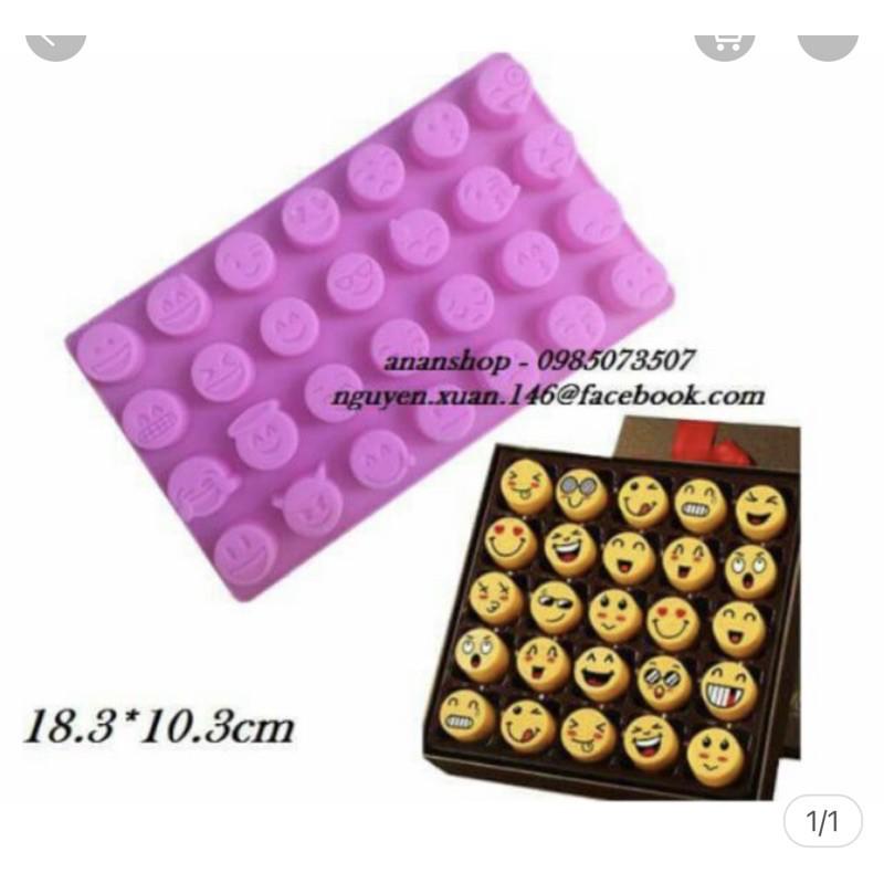Khuôn silicon in mặt cười