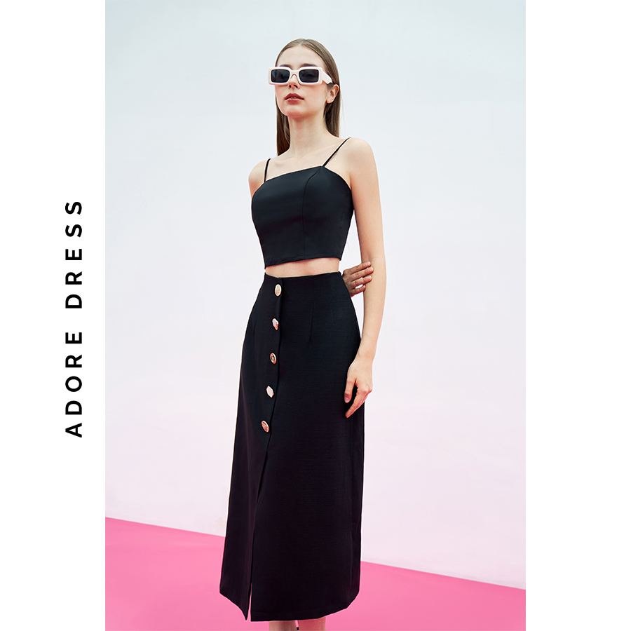 Chân váy midi skirts tech lóng vuông đen khuy to random sẻ 313SK2003 ADORE DRESS