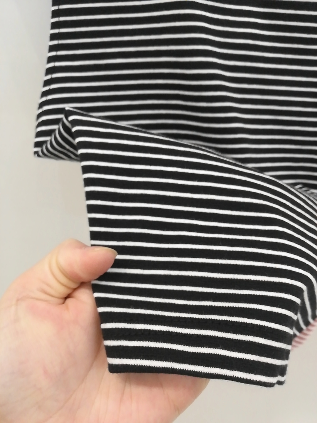 Áo ba lỗ kẻ ngang chất liệu cotton