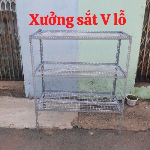 kệ sắt v lỗ dạng vỉ lưới ô vuông,kích thước(R 20cmx Dài1mxCao1,5m) 4 tầng sắt v3