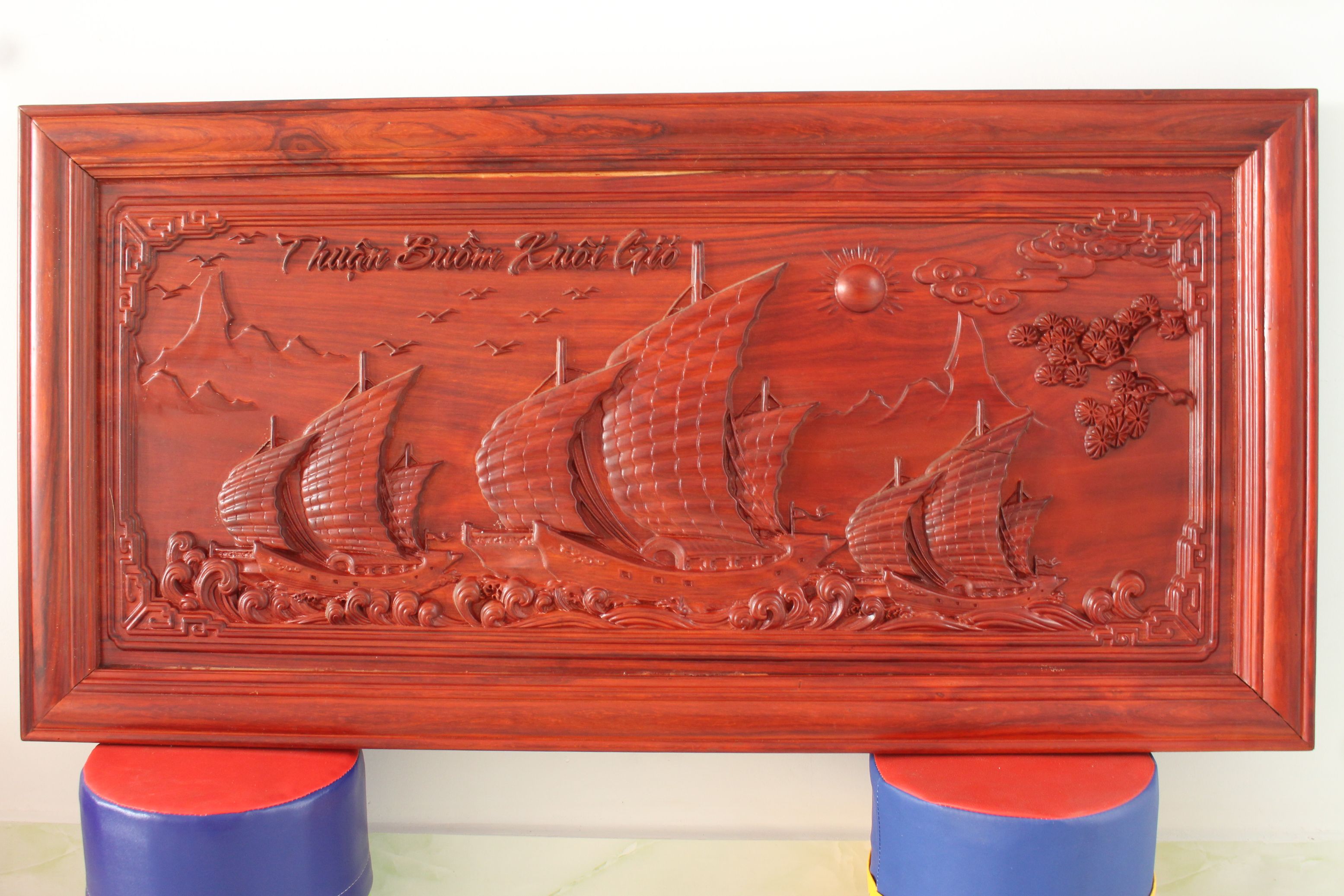 Tranh phong thủy THUẬN BUỒM XUÔI GIÓ -gỗ Hương đỏ dài 120cm