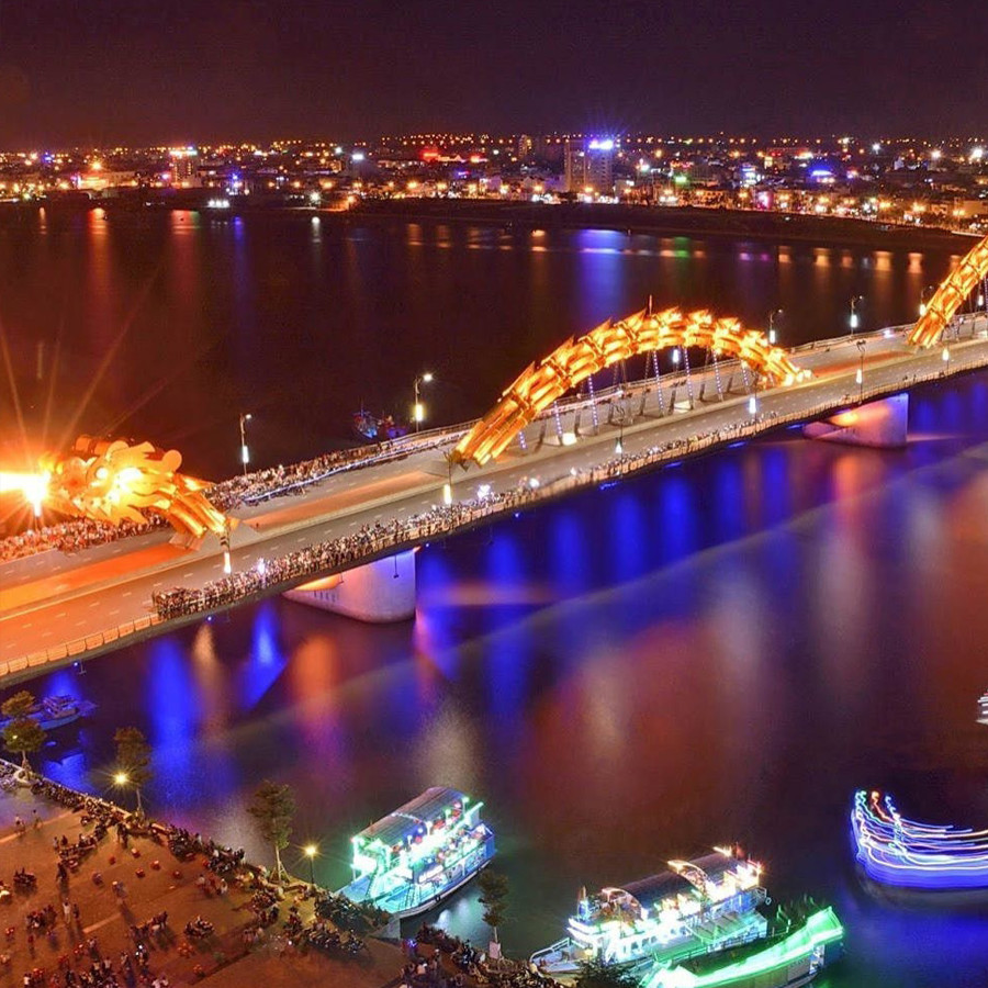 Hình ảnh Vé Thuyền Rồng Sông Hàn Đà Nẵng Về Đêm