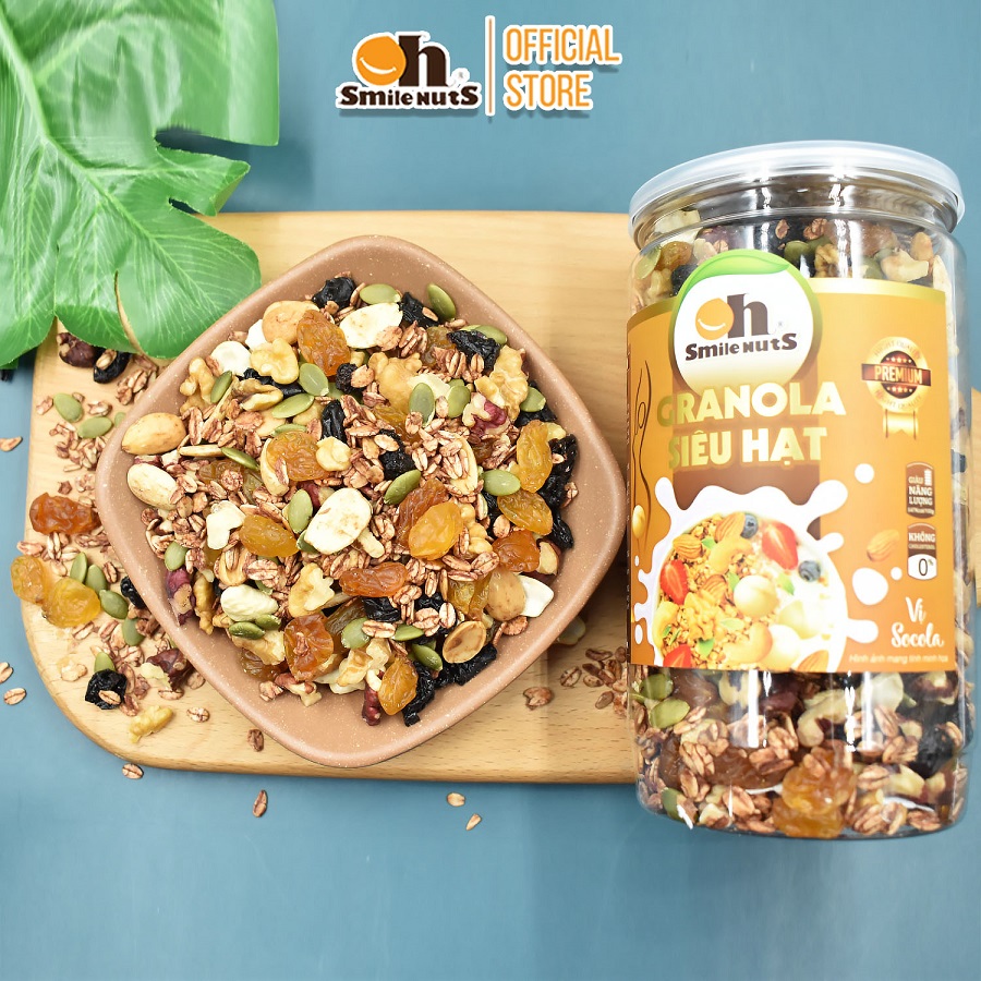 Granola ăn kiêng Siêu Hạt Smilenuts vị Socola hủ 450g - Gồm Hạnh Nhân bóc vỏ, Nho khô, Óc Chó, Yến Mạch, Hạt điều, Nhân bí xanh và Mật ong _ Ngũ cốc ăn kiêng Siêu hạt vị Socola