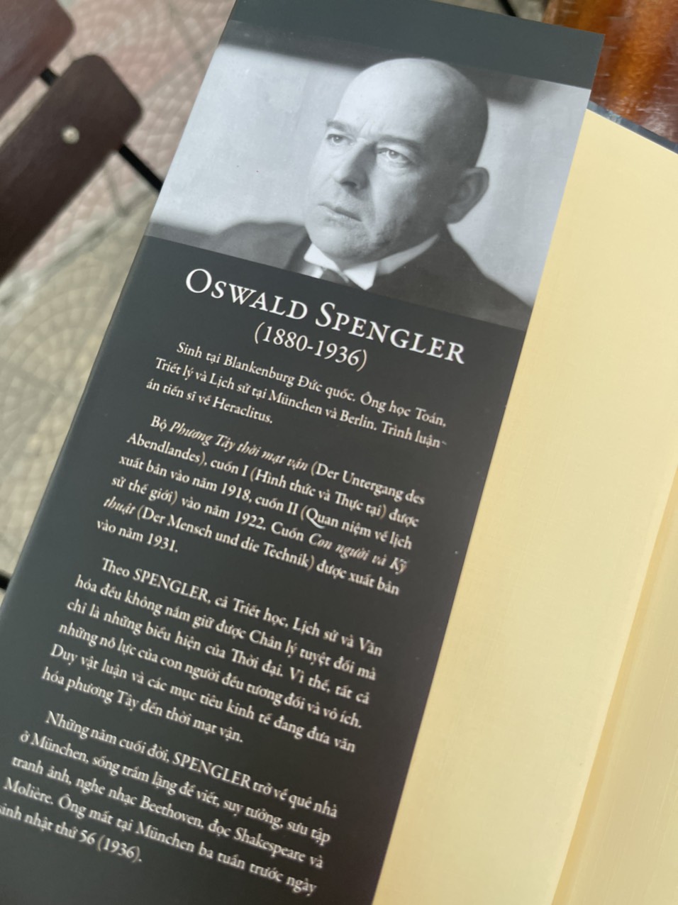 (Bìa cứng in 200 bản) CON NGƯỜI VÀ KỸ THUẬT: Một đóng góp cho triết học đời sống - Oswald Spengler -Hoàng Thiên Nguyễn – Khải Minh – NXB Khoa học xã hội