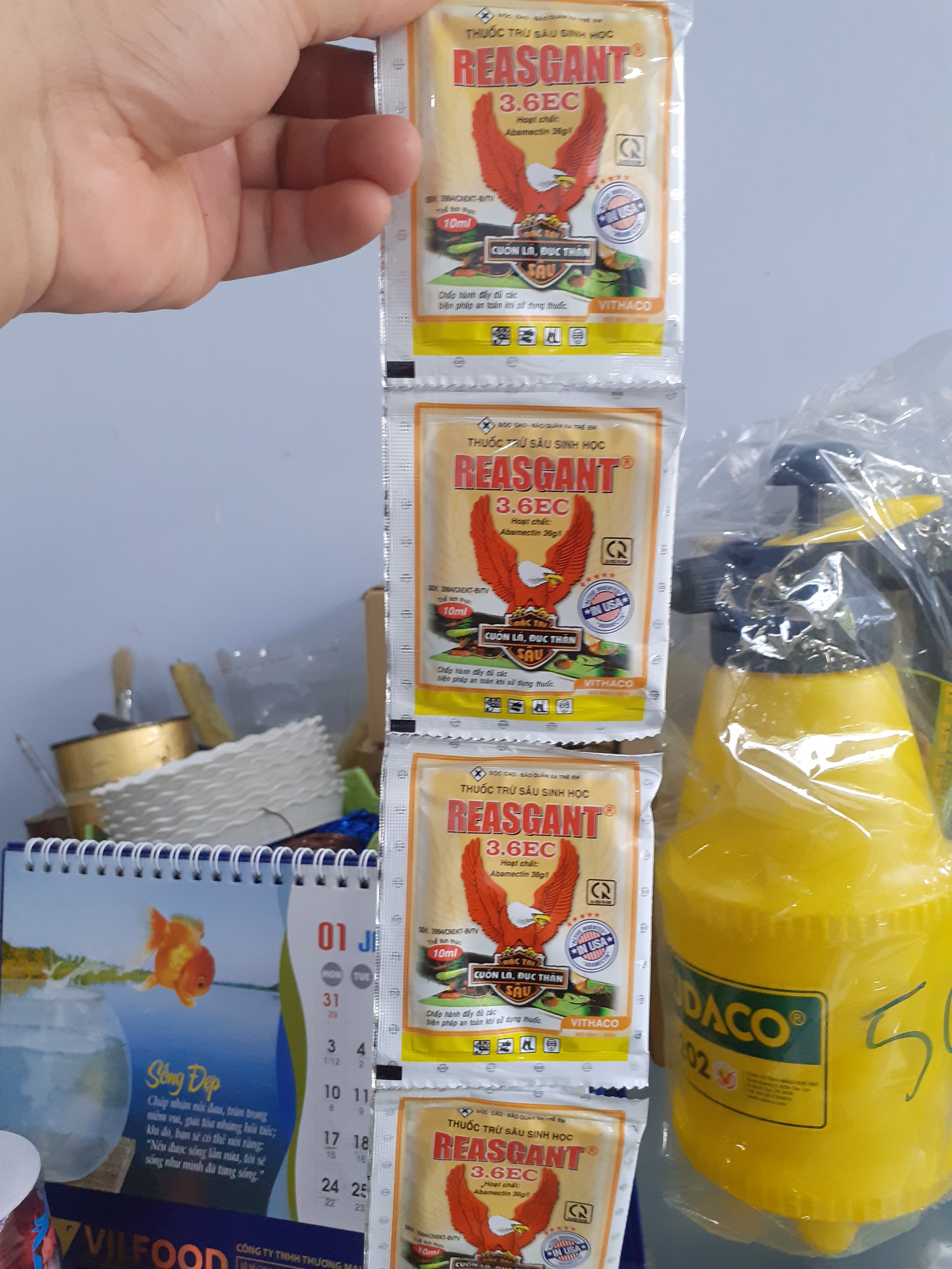 1 gói thuốc trừ sâu sinh học reasgant
