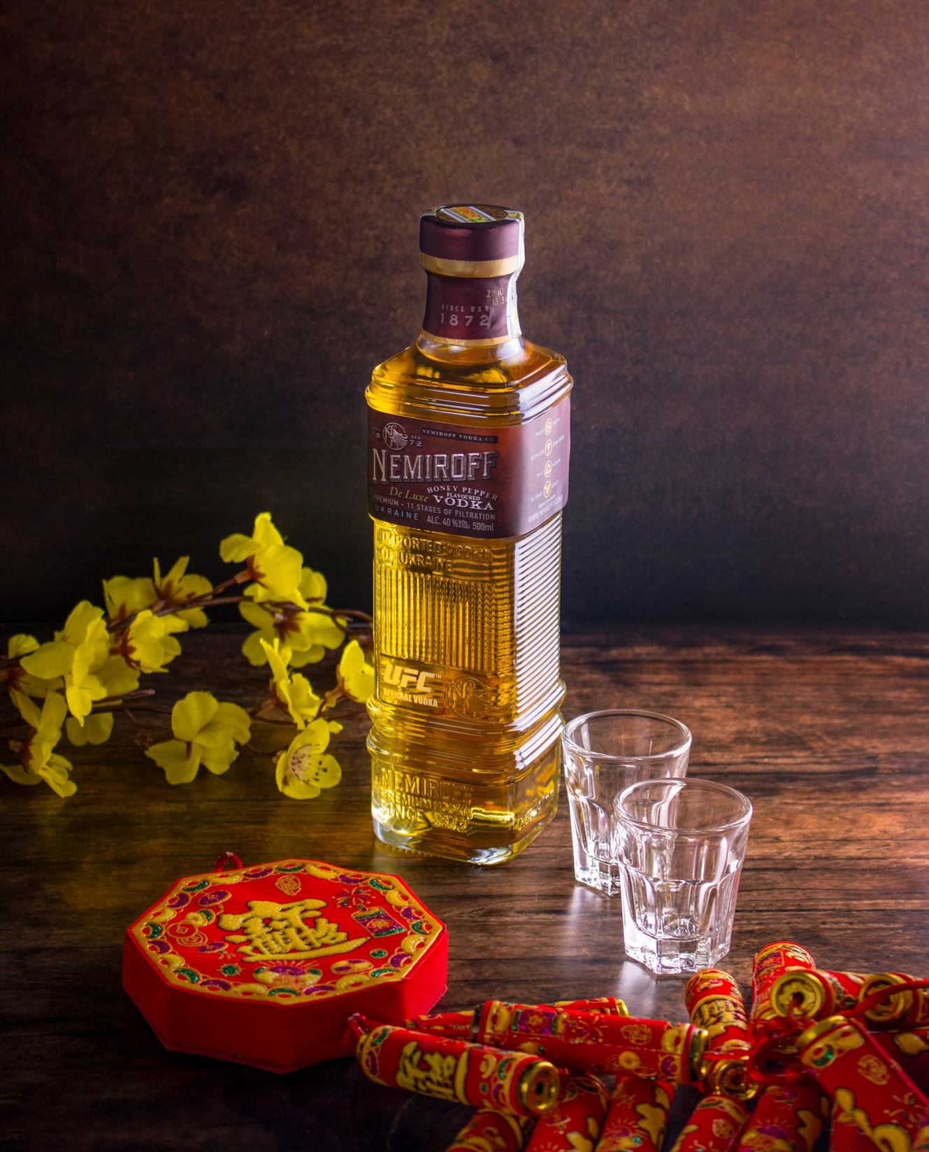 Rượu NEMIROFF DE LUXE VODKA &quot;Honey Pepper Flavoured&quot; 40% Nhập Khẩu chai 500ml