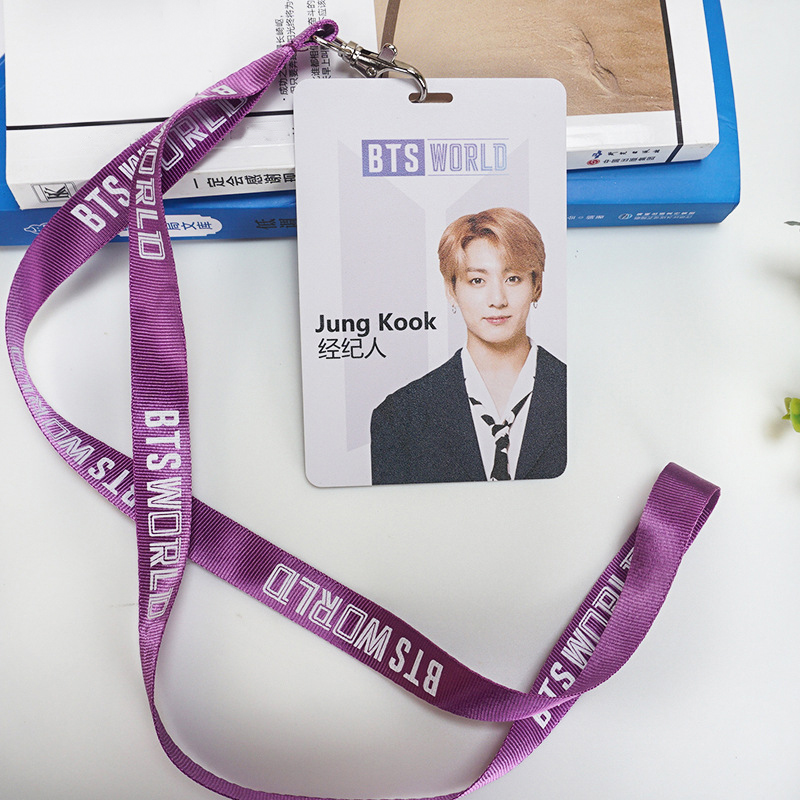 Card JUNGKOOK BTS kèm dây đeo BTS WORLD