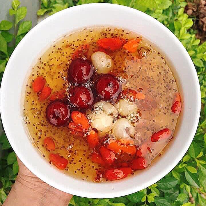 Chè dưỡng nhan tuyết yến bổ dưỡng thanh mát mỗi 1 set gồm 12 vị nấu được khoảng 12 chai 330ml