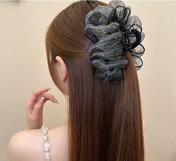 Kẹp tóc kích thước lớn đính vải họa tiết thiết kế sang trọng