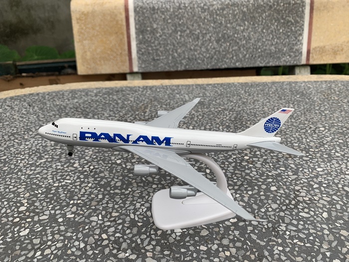 Máy bay mô hình tĩnh PAN AM  B747 20cm