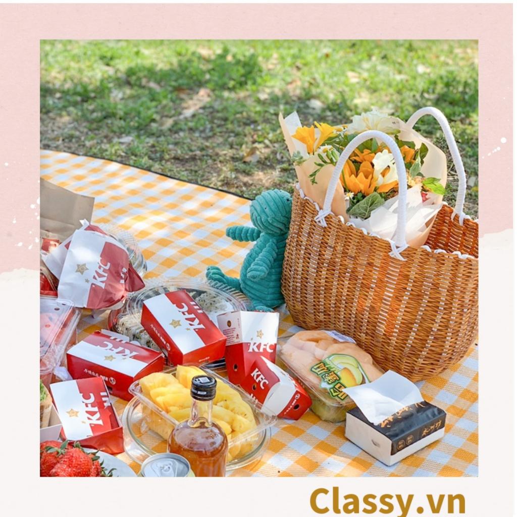 Giỏ mây đan bằng nhựa cao cấp  Classy có hình mặt cười, dùng làm dụng cụ chụp hình, đi dã ngoại, đi dạo phố T1071