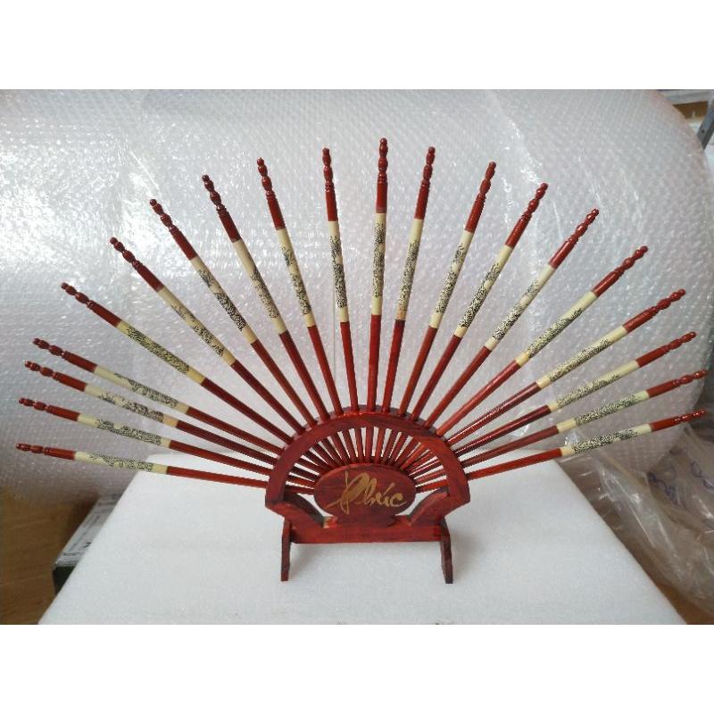 ĐŨA GỖ ĐỂ THỜ 2MẪU