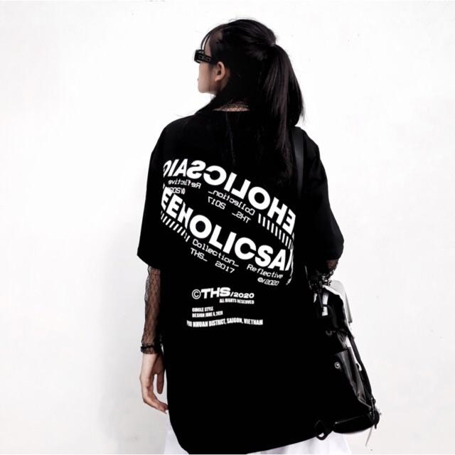 Áo Thun Unisex In Chữ TeeHolic