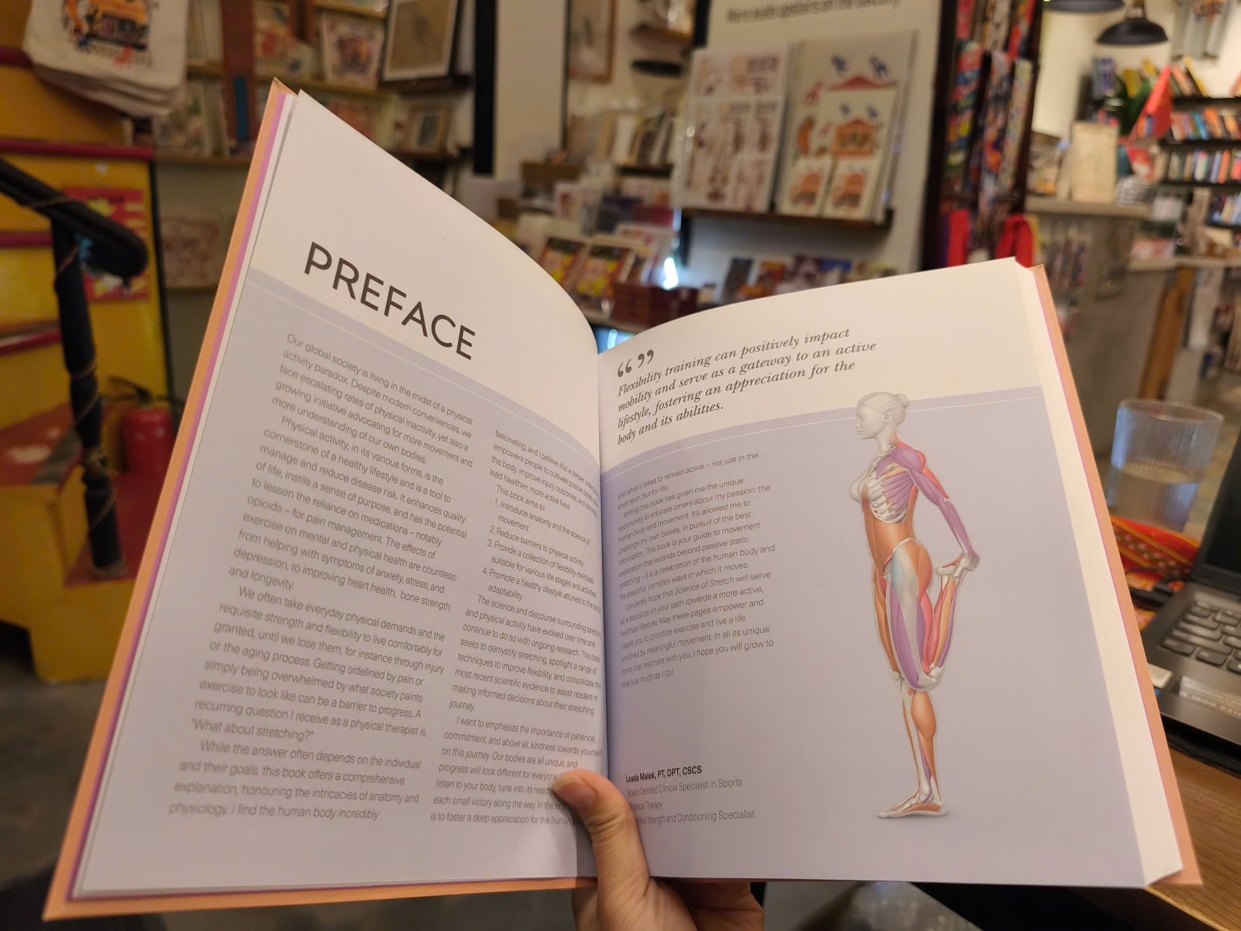 Sách - Science of Stretch: Reach Your Flexible Potential, Stay Active, Maximize Mobility | DK Book