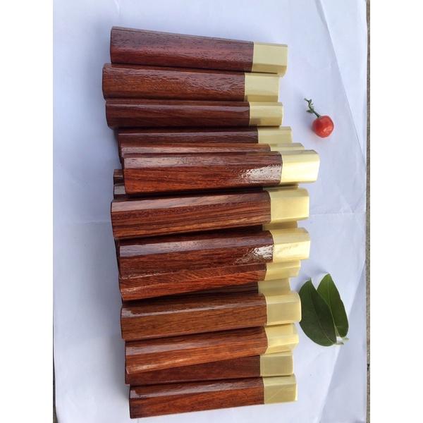 Chuôi bát giác gỗ hương khâu đồng