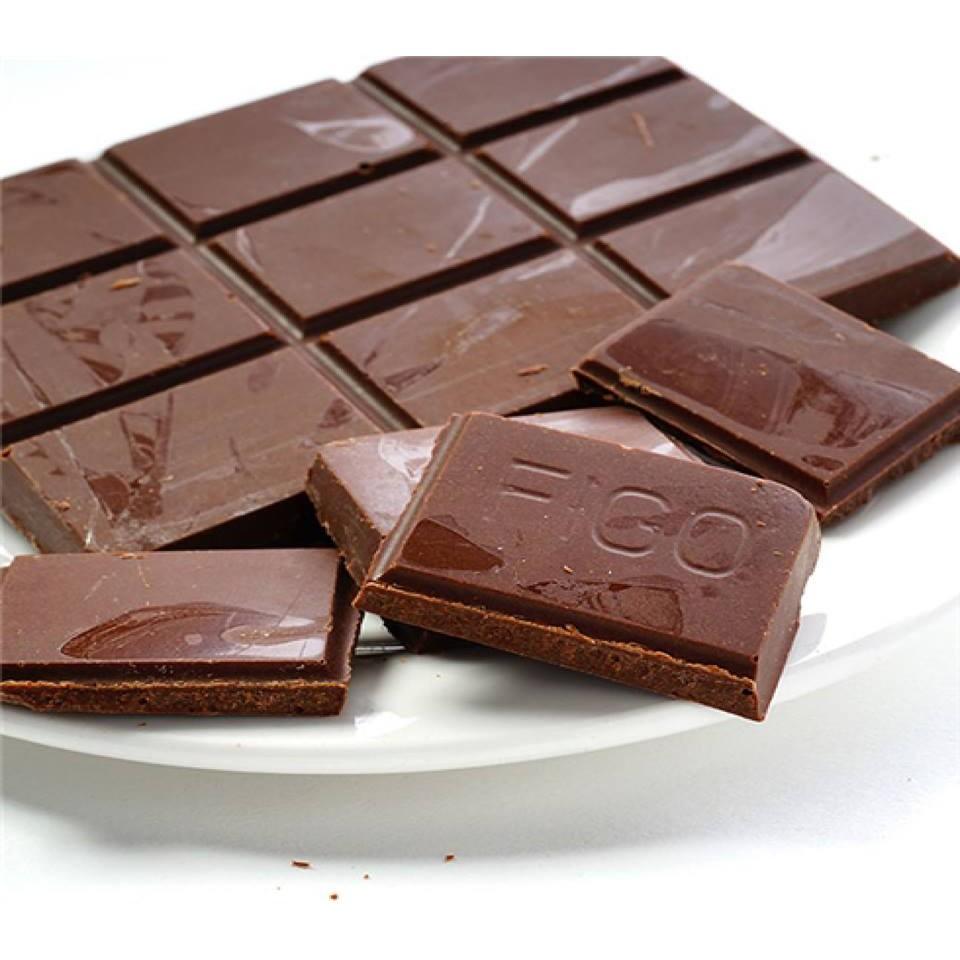 Chocolate đen Figo Macca