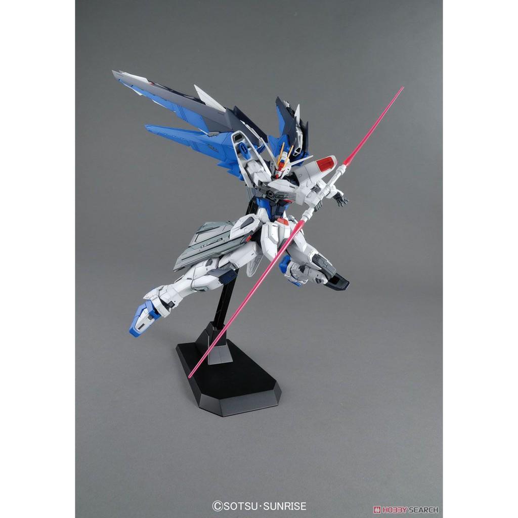 Mô hình lắp ráp MG SEED FREEDOM 2.0 GUNDAM 1/100 BANDAI