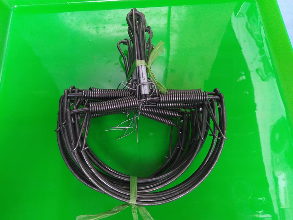 combo 10 bẫy chuột bán nguyệt lớn 15 cm