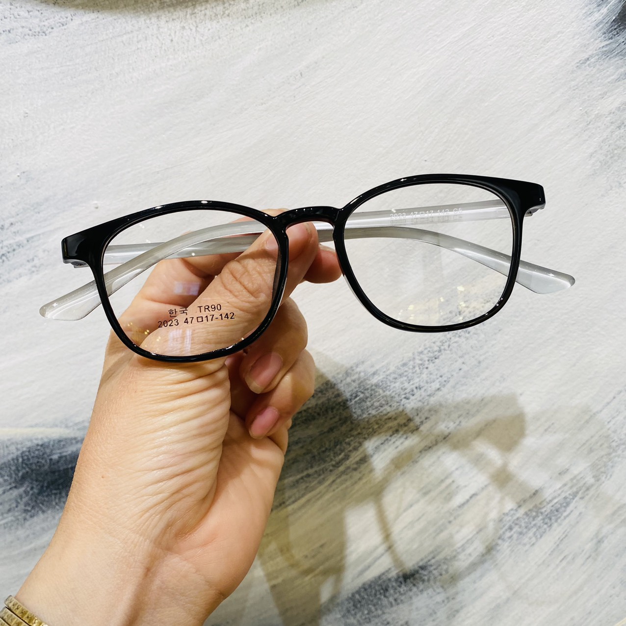 Gọng kính nhựa dẻo thời trang nam nữ siêu nhẹ siêu bền Ouress 2023