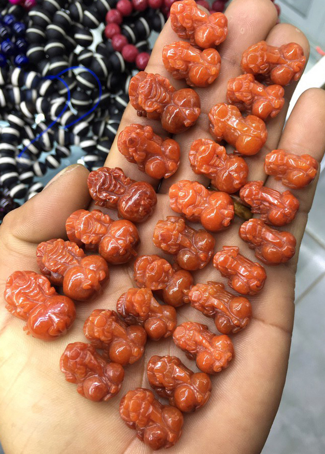 Combo 3 tỳ hưu đá ngọc huyết đỏ size mặt dây