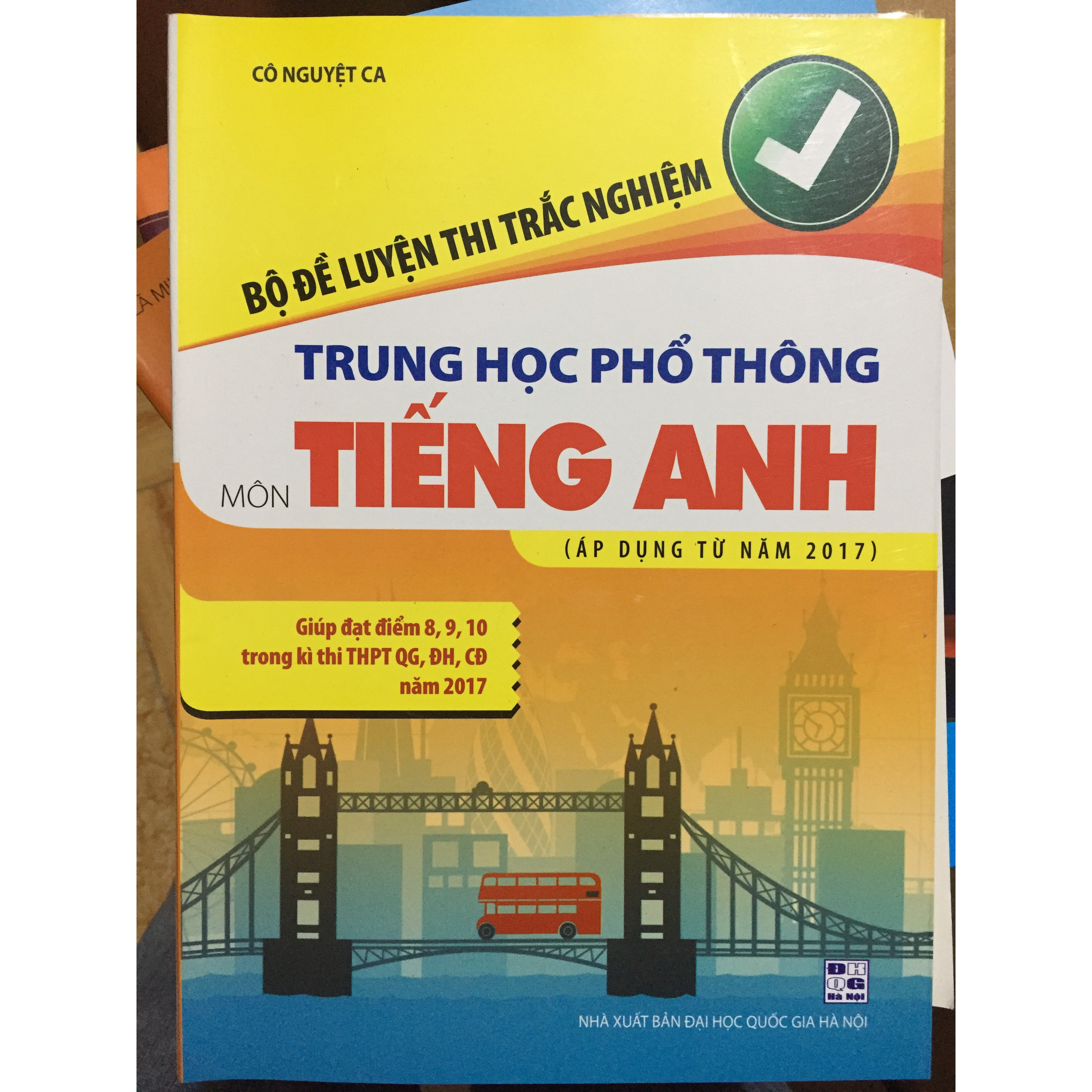 Bộ đề luyện thi trắc nghiệm THPT môn Tiếng Anh