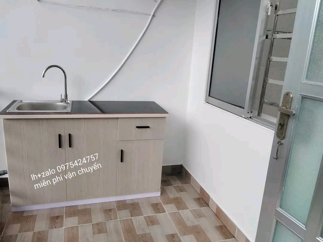 Tủ bếp sẵn bồn mặt gạch