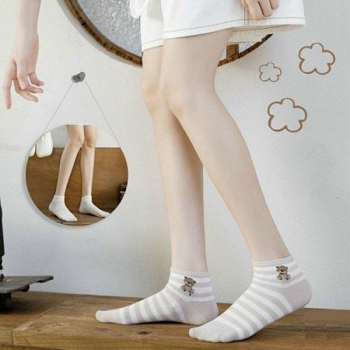 Set 5 Cặp Vớ Cotton Thoáng Khí Khử Mùi Dành Cho Nữ Họa Tiết Ngẫu Nhiên Phong Cách Trẻ Trung