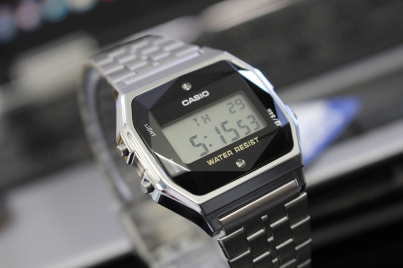 Đồng hồ unisex dây kim loại Casio A159WAD-1DF