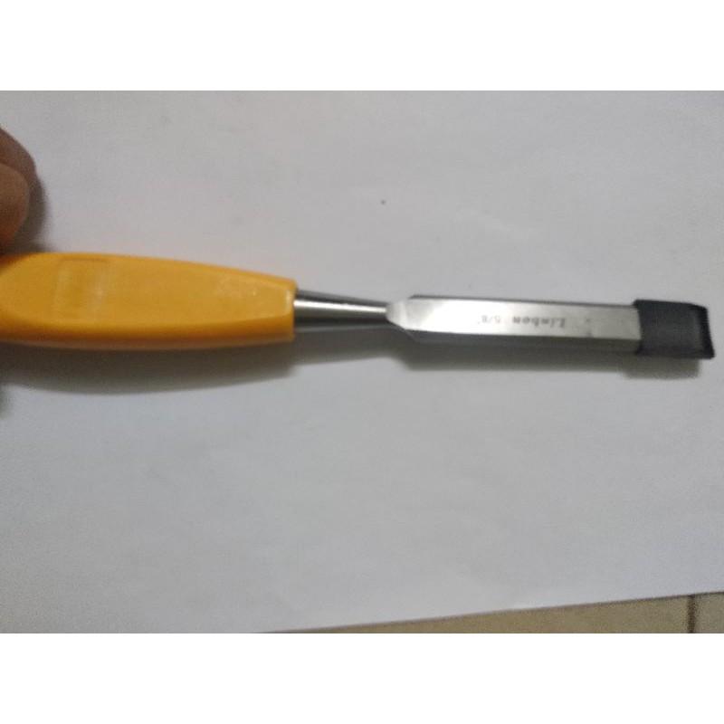 Đục gỗ câm tay 5/8" Lưỡi được làm bằng thép CR-V