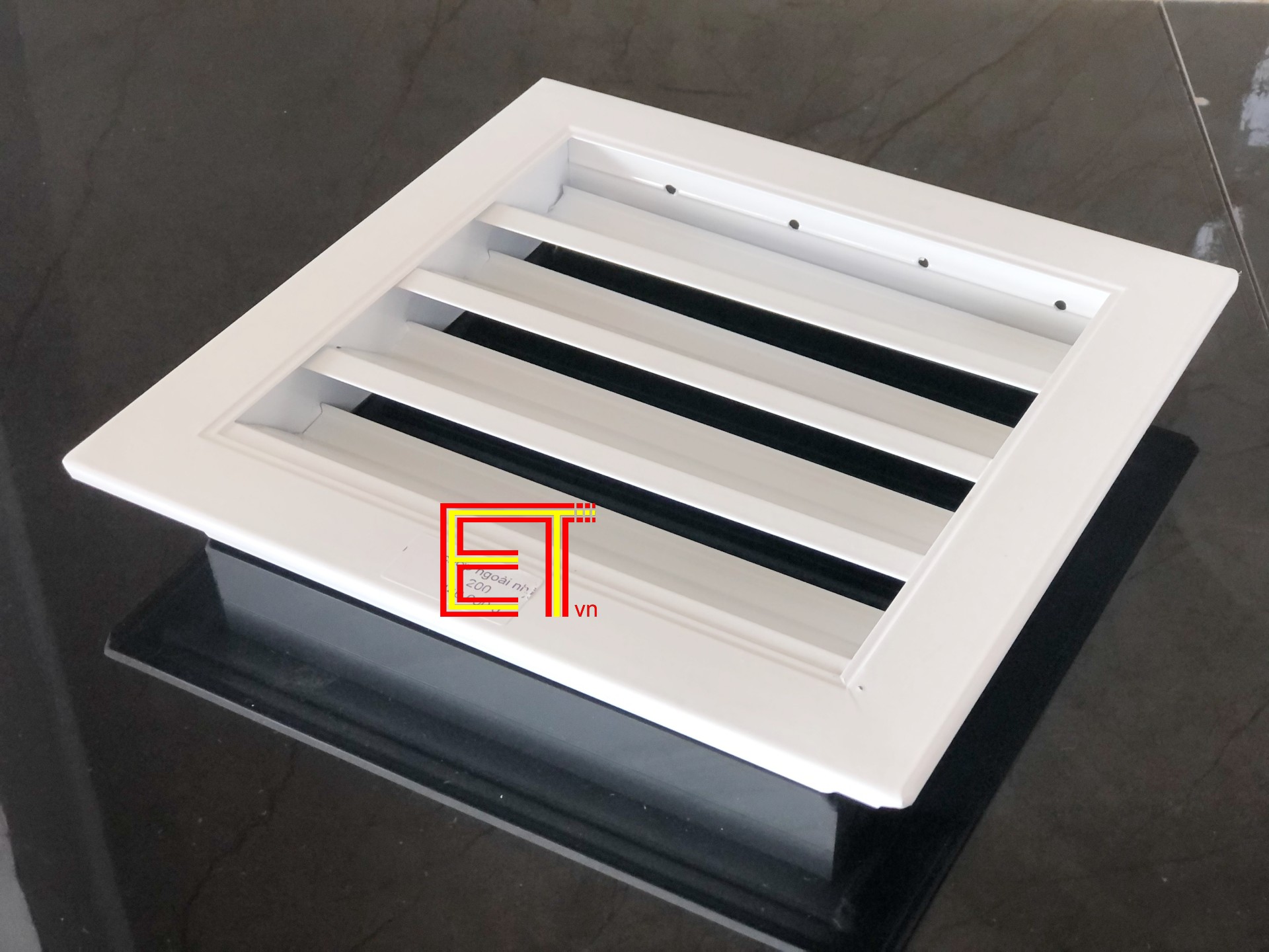 Mặt chớp che mưa, Mặt thoáng che mưa , Louver TNN 150