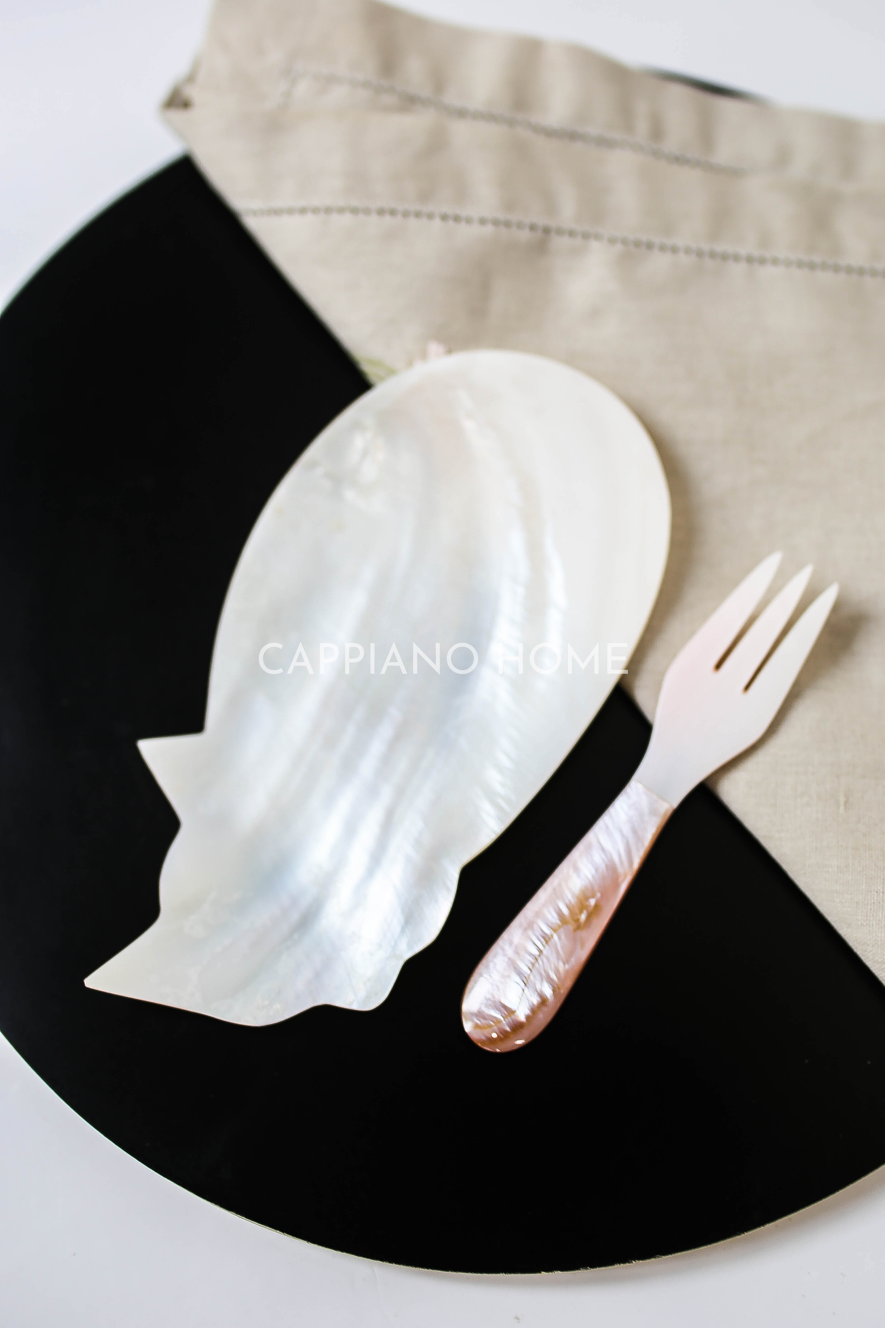 Đĩa nia mèo khảm trai thủ công Cappiano Home