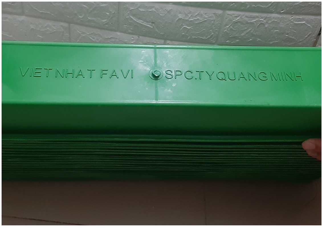 40 Máng/Khay Ăn, Uống, Phụ Kiện Nuôi Gà, Chim, Chim Cút Kích Thước 65x12.5x7Cm