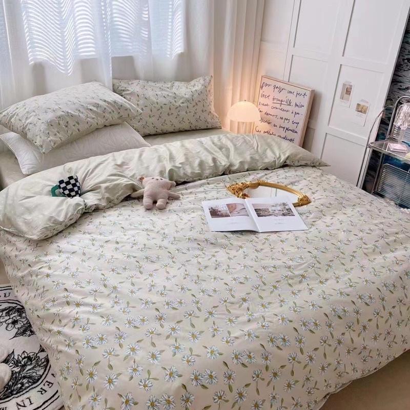 Bộ Chăn Ga Cotton Living 100%cotton Hàng Nhập Khẩu Cao Cấp 4 Món Hot Trend Hoa Nhí Tím Viền Bèo vintage