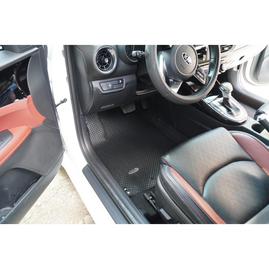 Thảm lót sàn ô tô KATA cho xe Kia Cerato  - Khít với sàn xe, Chống trơn, Không mùi, Không ẩm mốc